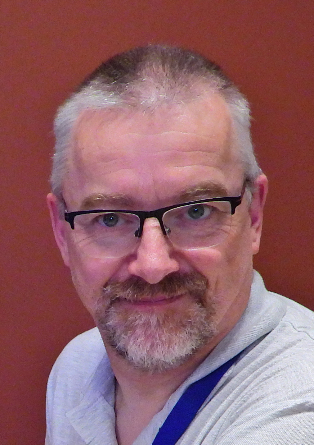 pasfoto Oswald KAV